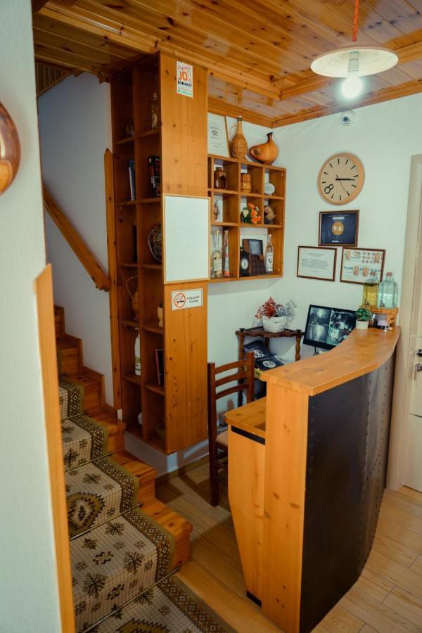 Hotel Domino Gjirokastër Extérieur photo