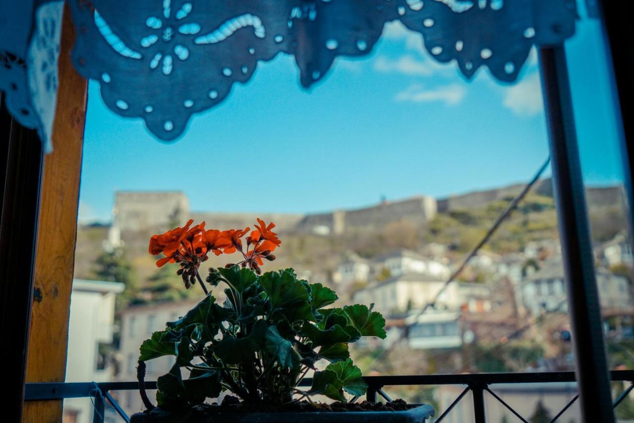 Hotel Domino Gjirokastër Extérieur photo