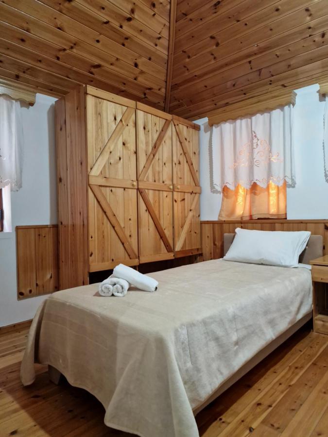 Hotel Domino Gjirokastër Extérieur photo