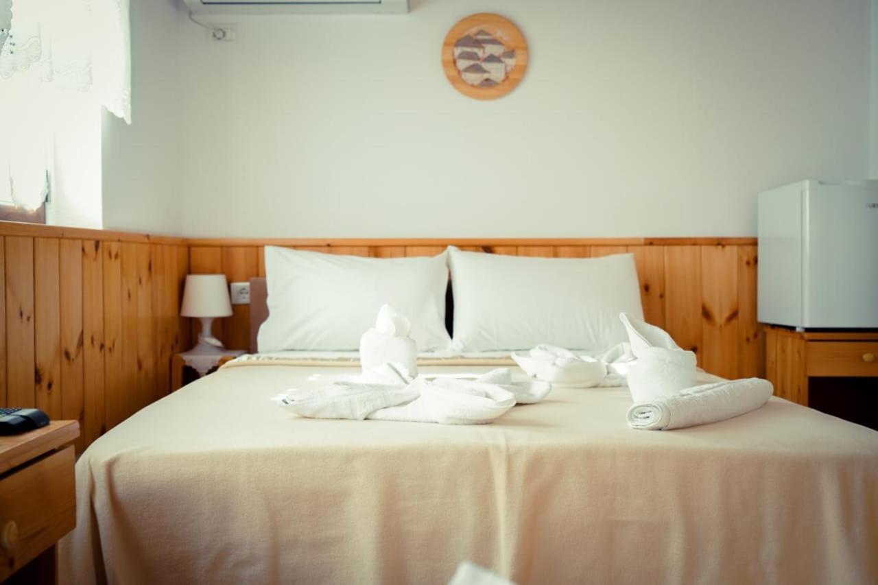 Hotel Domino Gjirokastër Extérieur photo